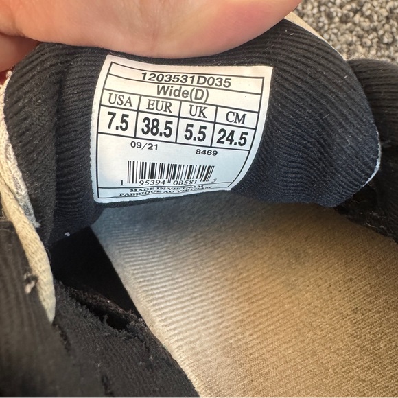 Brooks Adrenaline GTS 22 Running Shoes Womens Size 7.5 Gray Comfort Cushioned - Picture 10 of 10